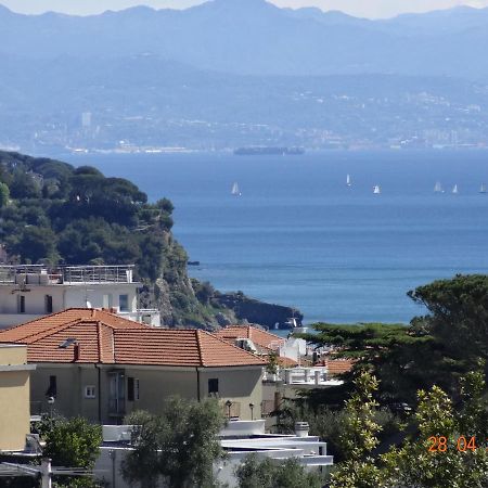Bed & Blu Apartment Savona Bagian luar foto