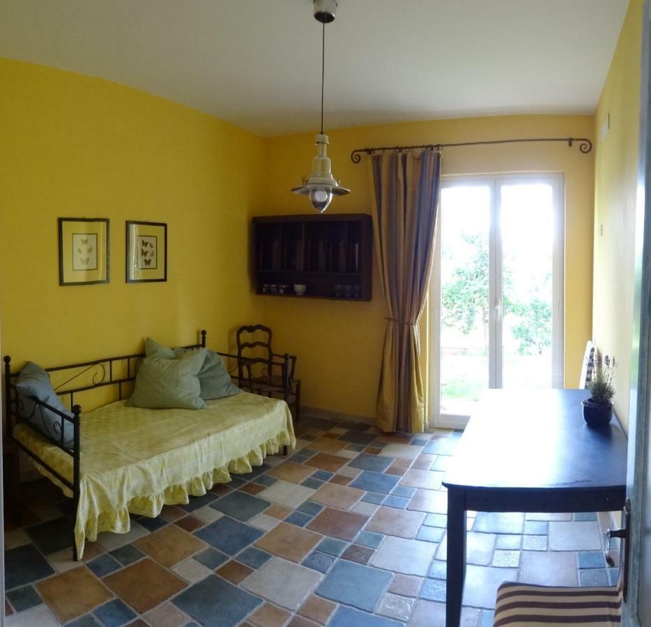 Bed & Blu Apartment Savona Bagian luar foto